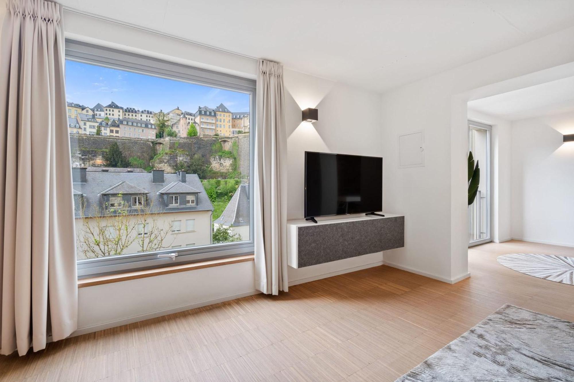 Modern 1Br Apartment In Unesco Grund, Люксембург Екстериор снимка