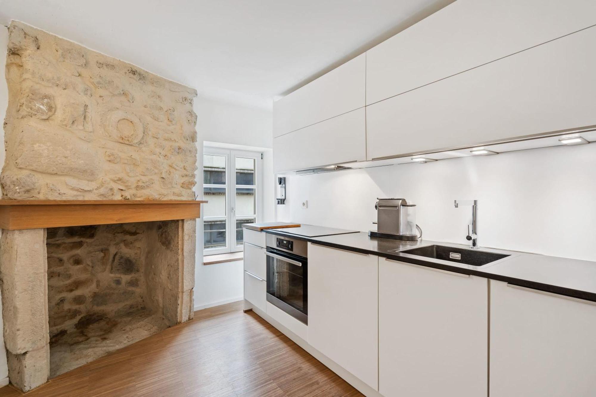 Modern 1Br Apartment In Unesco Grund, Люксембург Екстериор снимка
