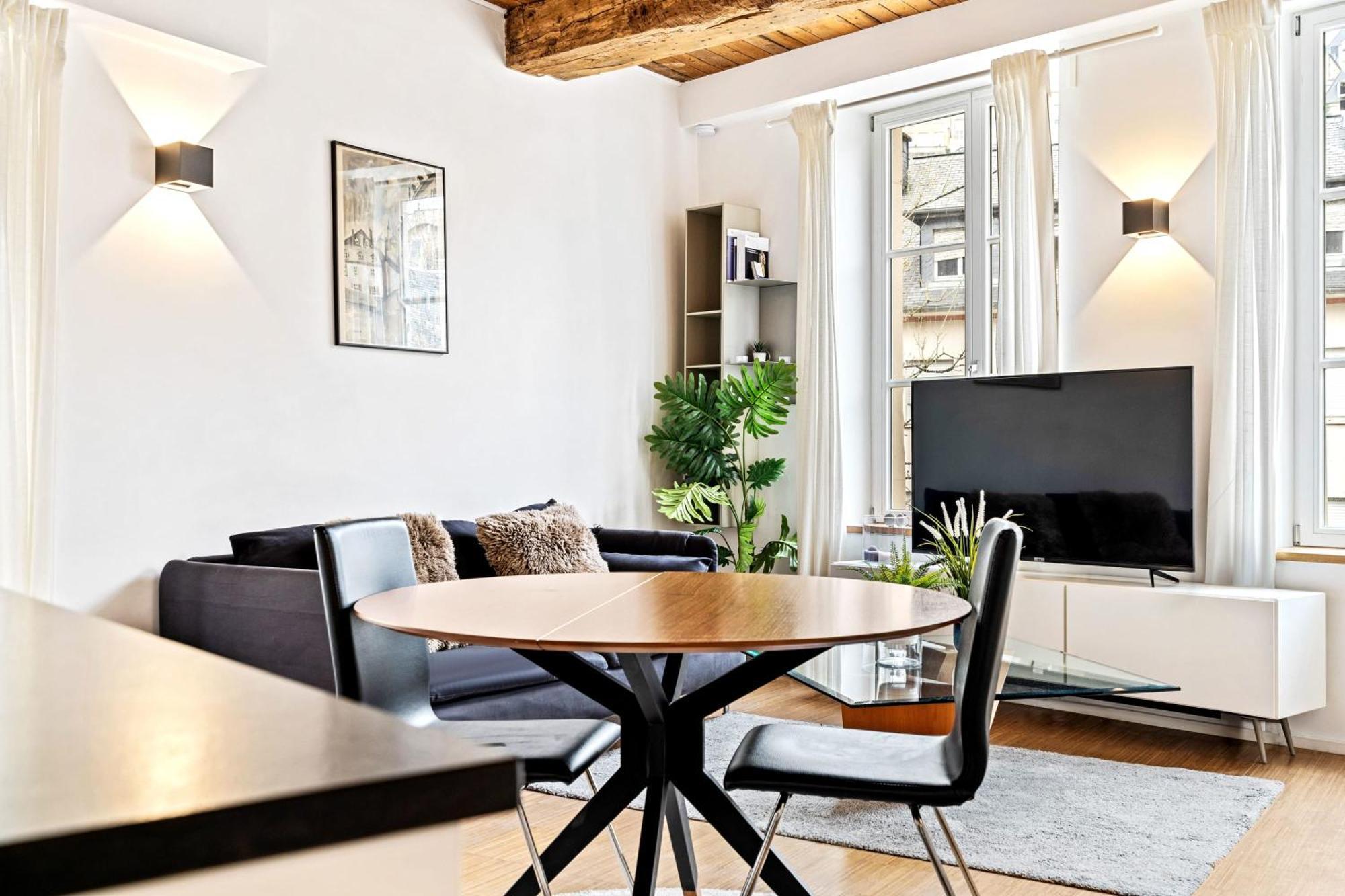 Modern 1Br Apartment In Unesco Grund, Люксембург Екстериор снимка