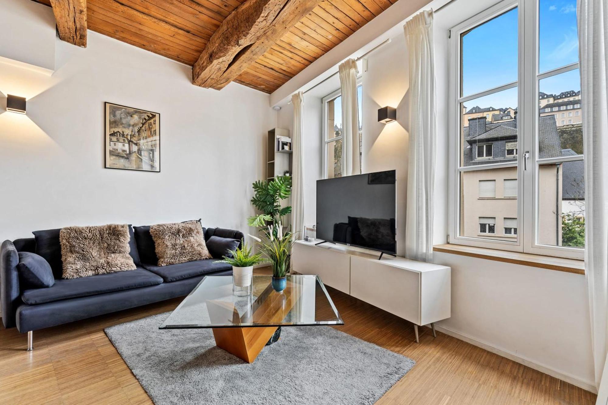 Modern 1Br Apartment In Unesco Grund, Люксембург Екстериор снимка